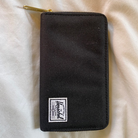 Herschel Supply Company Handbags - Hershel Wallet